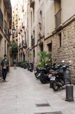 Barselona gothic Quarter dar sokak