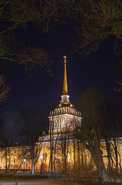 Budynek Admiralicji w Sankt Petersburg — Zdjęcie stockowe