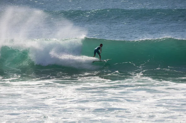 Moře, surfing na pobřeží Atlantského oceánu — Stock fotografie