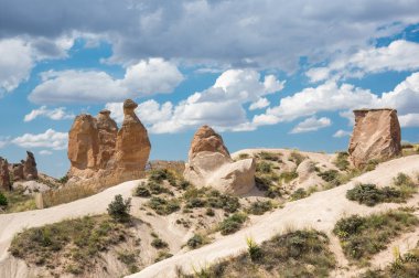 Kapadokya'da deve kaya