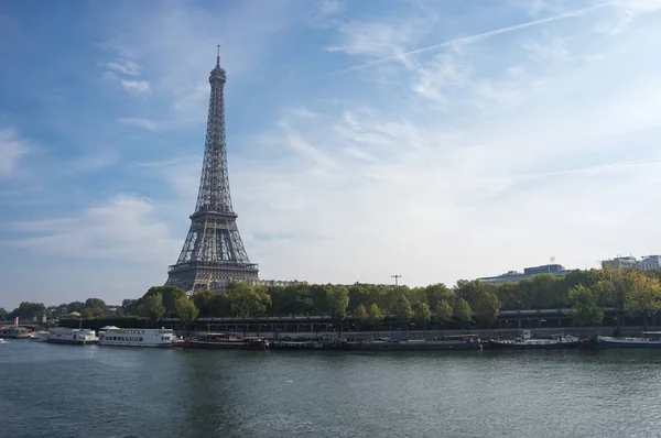 Fransa, Paris 'te Eyfel Turu