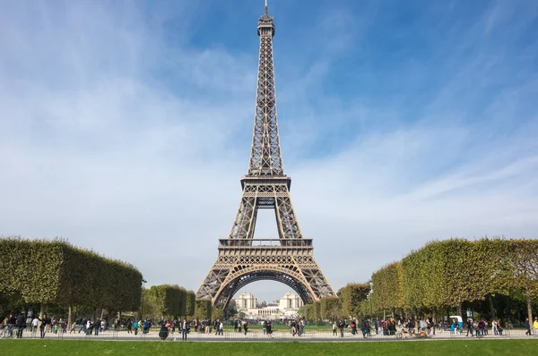 The Eiffel Tower in Paris — Stock Photo, Image