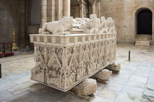 Alcobaca Manastırı iç