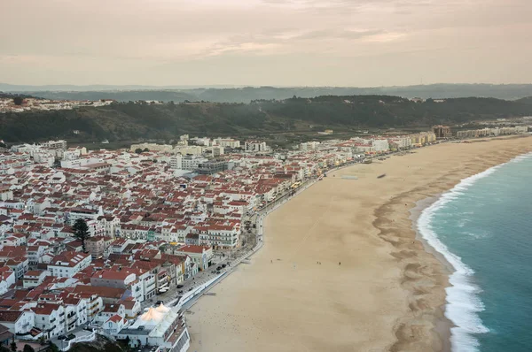 Atlantik Okyanusu kıyısında