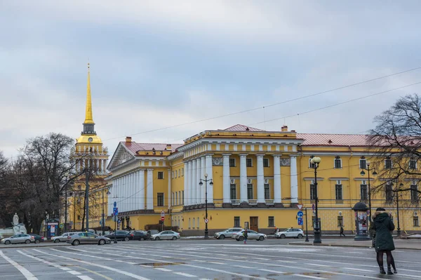 Budynek Admiralicji w Sankt Petersburg — Zdjęcie stockowe