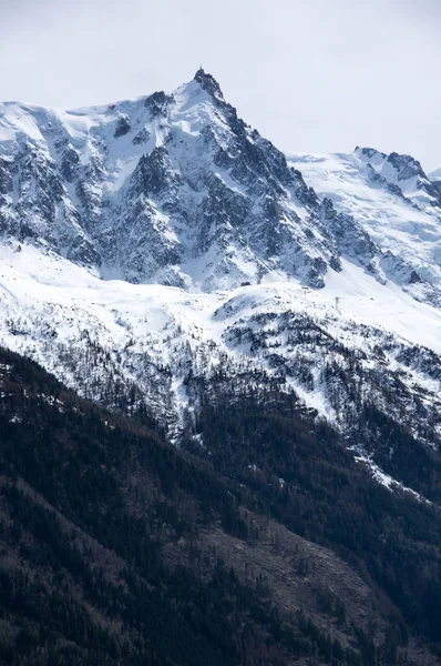 Panoramisch uitzicht van Franse Alpen — Stockfoto