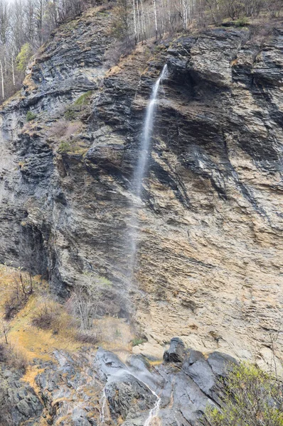 Waterfall in french Alpes — Stock Photo, Image