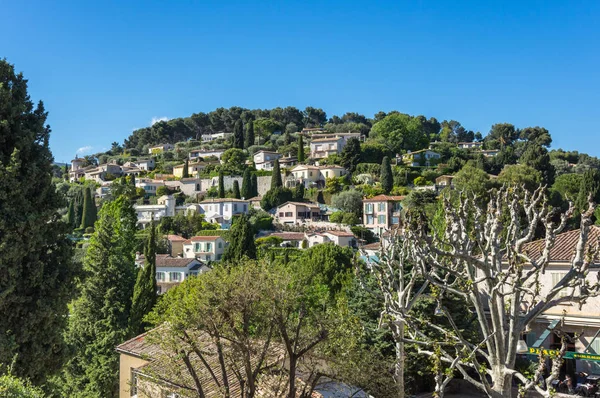 Saint-Paul-de-Vence'nin görünümünü
