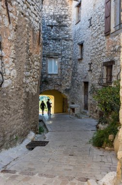 Tourrettes-sur-Loup Caddesi