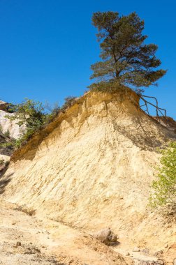 Colorado provencal Rustrel içinde