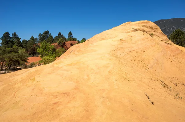 Colorado provencal Rustrel içinde
