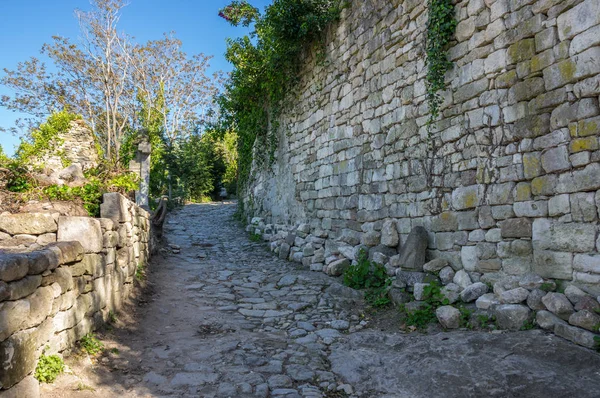 Straße von Oppede-le-Vieux — Stockfoto