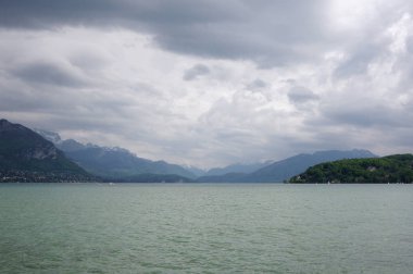 Lake Annecy görünümünü