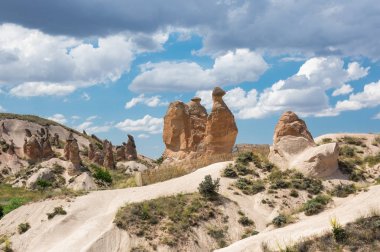 Kapadokya'da deve kaya