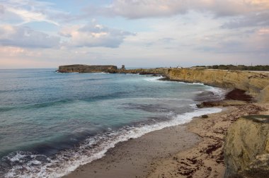 Atlantik Okyanusu kıyısında