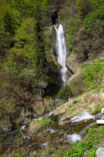 Waterfall in french Alps — Stock Photo, Image