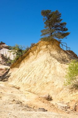 Colorado provencal Rustrel içinde