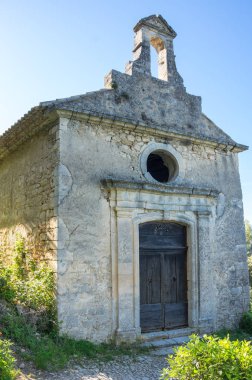 Oppede-le-Vieux eski kilisede