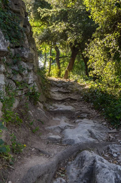 Straße von Oppede-le-Vieux — Stockfoto