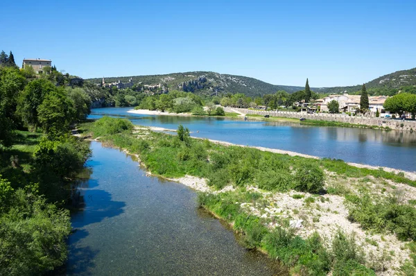 Vista panoramica del fiume Ardeche — Foto Stock