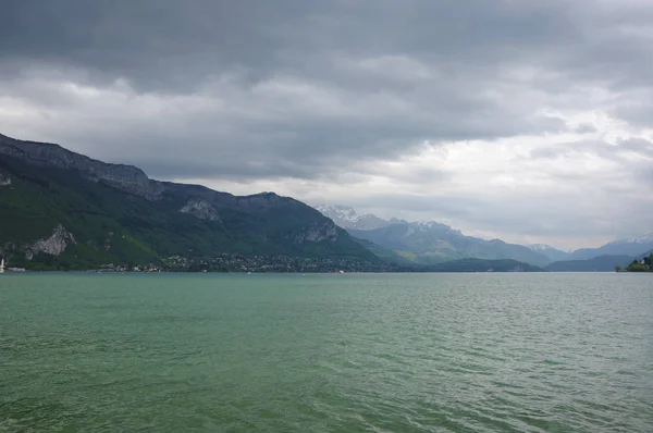 Vista del lago de Annecy — Foto de Stock