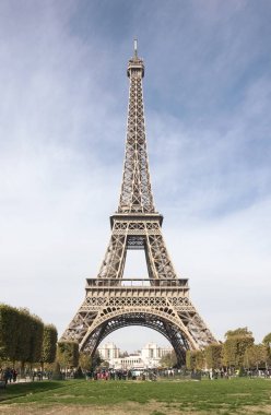 Paris 'teki Eyfel Kulesi