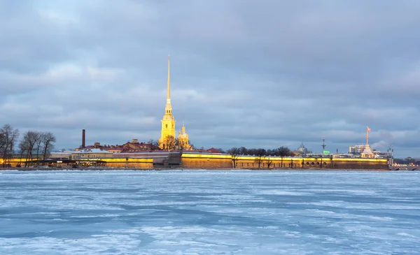 The Peter and Paul fortress — Stock Photo, Image