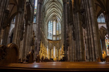 İç Köln Katedrali