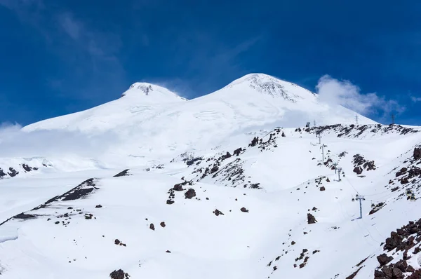 Pohled na horu elbrus — Stock fotografie