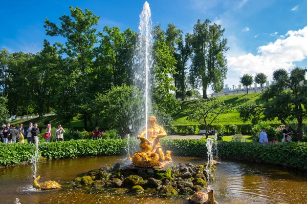 The Triton fountain — Stock Photo, Image