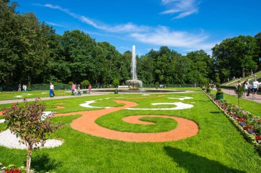 Peterhof alt Bahçe çeşme