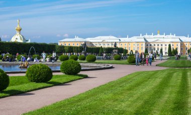 Grand peterhof Sarayı