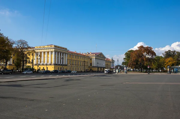 Plac Pałacowy w Sankt-Petersburgu — Zdjęcie stockowe