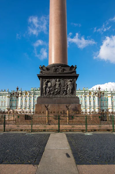 Saint Petersburg, Rusya Federasyonu Alexander sütununda — Stok fotoğraf