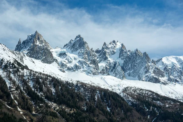 Panoramisch uitzicht van Franse Alpen — Stockfoto