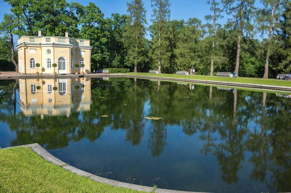 Banheiro pavilhão no parque Catherine — Fotografia de Stock