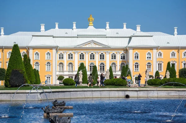 Palacio de Gran Peterhof —  Fotos de Stock