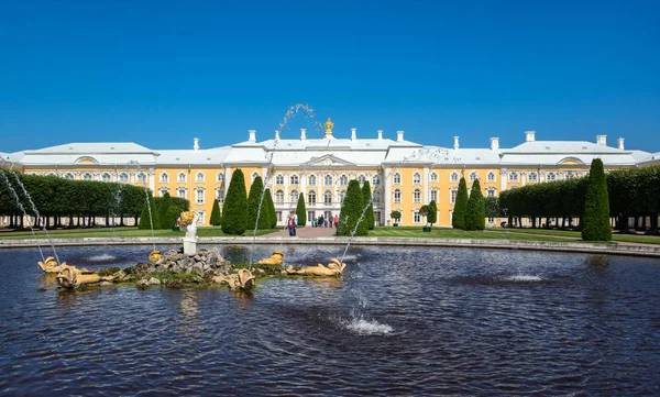 Pałac Grand peterhof — Zdjęcie stockowe