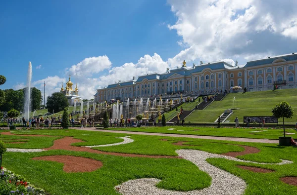 Grand Peterhof Palace — Stock Photo, Image