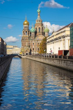 Kurtarıcının Kilisesi Kan Döküyor