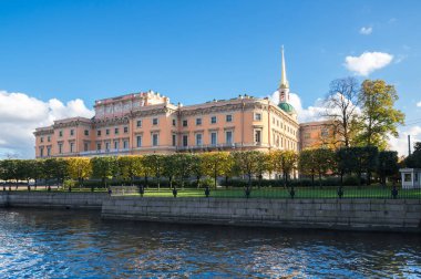 Saint-Petersburg, Rusya Federasyonu kalede Mikhailovsky görünümünü