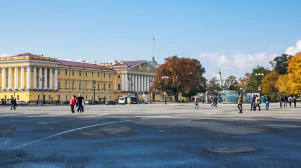 Palatstorget i St Petersburg — Stockfoto