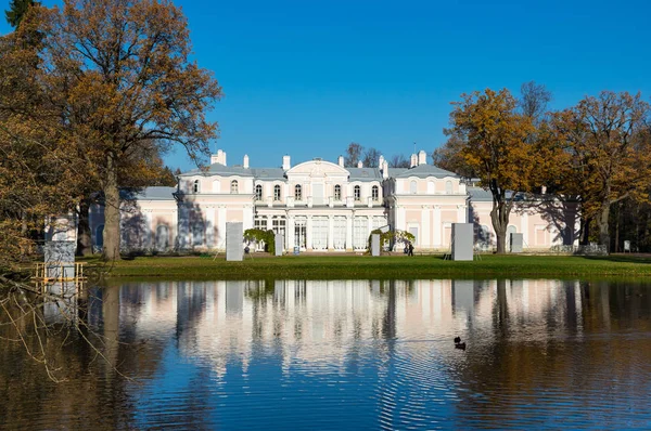 Palácio chinês em Oranienbaum — Fotografia de Stock