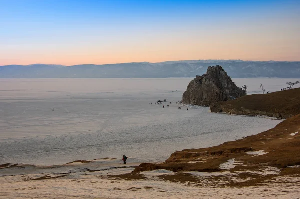 Cabo Burkhan en la isla Olkhon en el lago Baikal — Foto de Stock