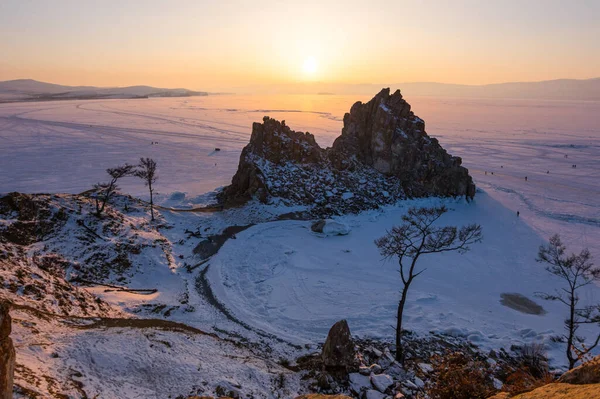 Cabo Burkhan Shaman Rock Isla Olkhon Lago Baikal Siberia Rusia —  Fotos de Stock