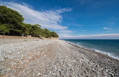 Akdeniz kıyıları Kemer, Antalya ilinin sahil beldesi ve ilçesi Akdeniz kıyısında Türkiye kıyıları