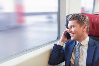 Genç işadamı seyahat 