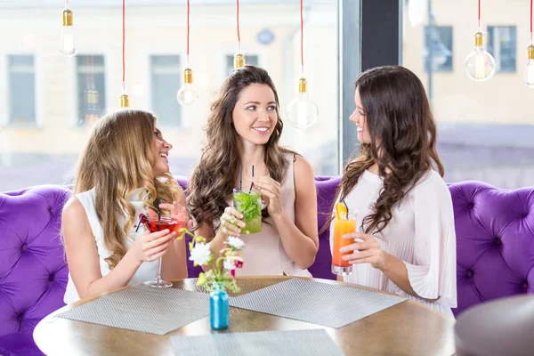 Young girls indoors — Stock Photo, Image