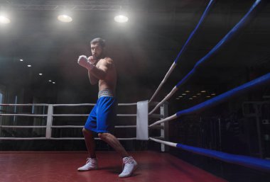 Boks ringde genç atlet