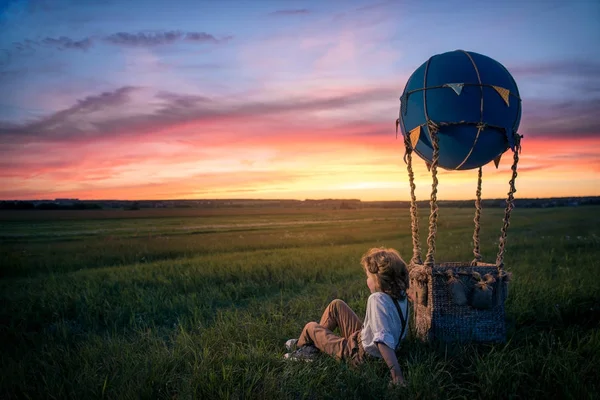 Chlapeček s balon — Stock fotografie